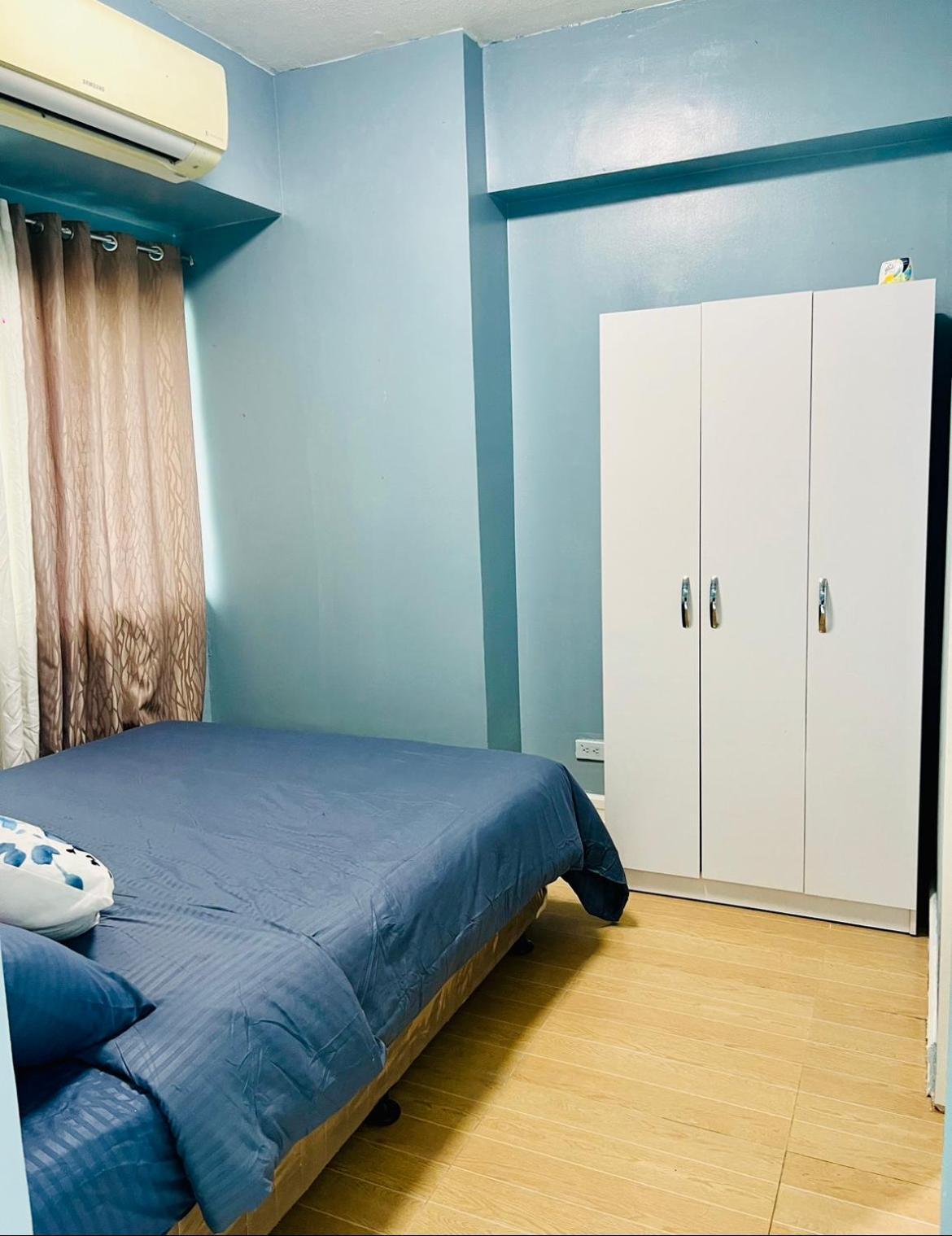 Fort Bonifacio Bgc Condo Taguig Kültér fotó